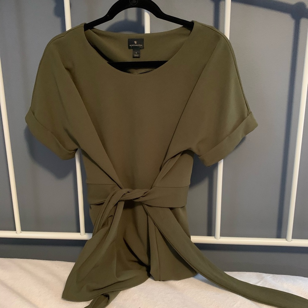 Sage Green Shortsleeved Blouse